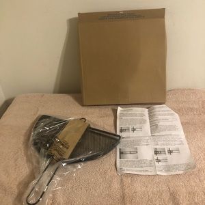 Avon Gift Collection Quesadilla Grill Basket NIB